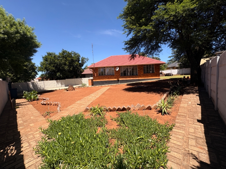 3 Bedroom Property for Sale in Stilfontein Ext 1 North West